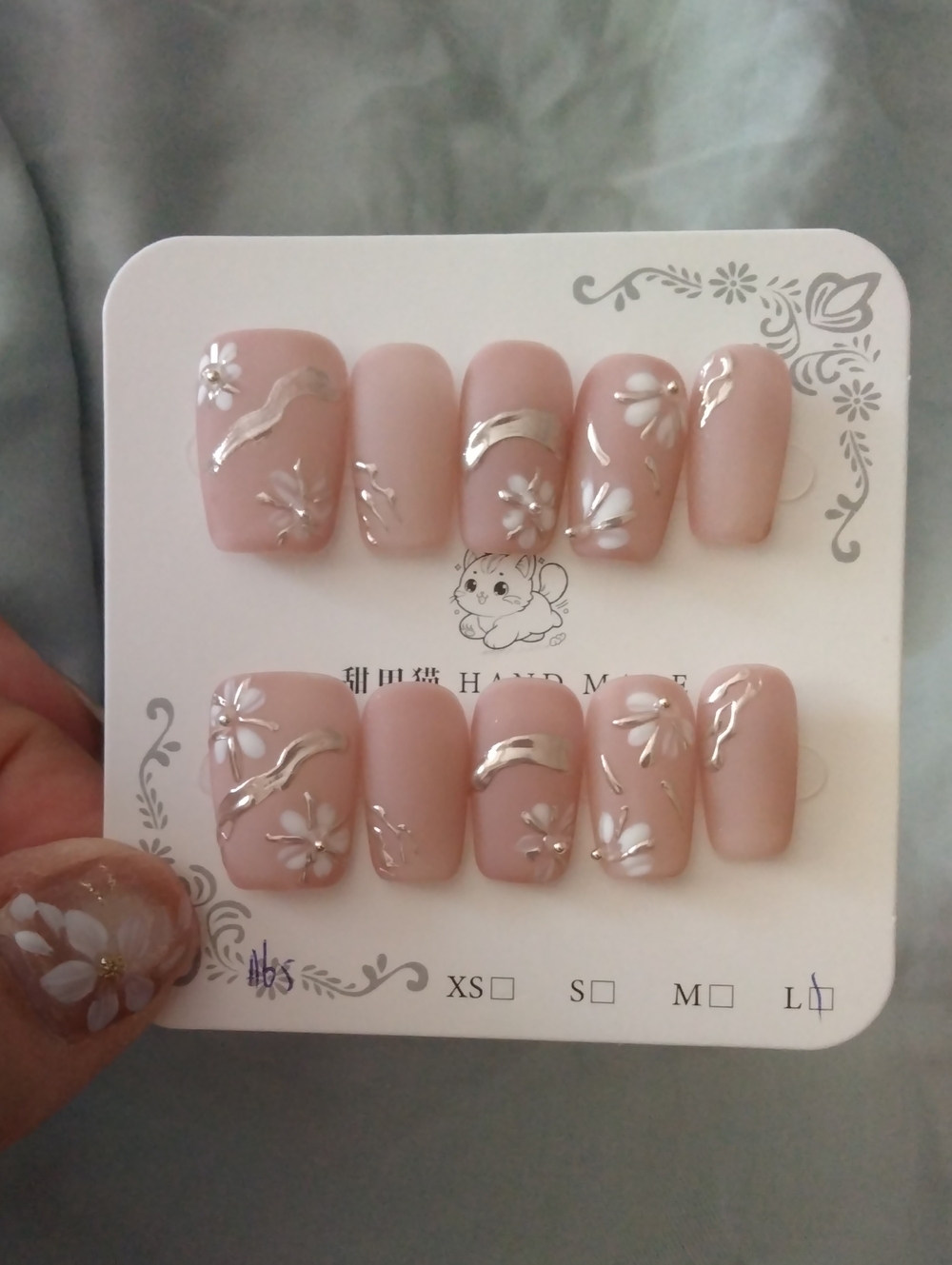 Elephant Shop Matte Nude Pink Floral Set with Silver Accents - L